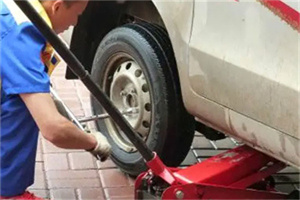 岳阳街道附近拖车24小时服务热线电话