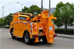 岳阳街道高速路拖车费